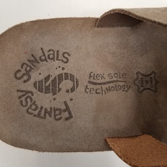 Fantasy Sandals Gold Metallic Leather Suede Sandals Size 40 - Picture 5 of 8